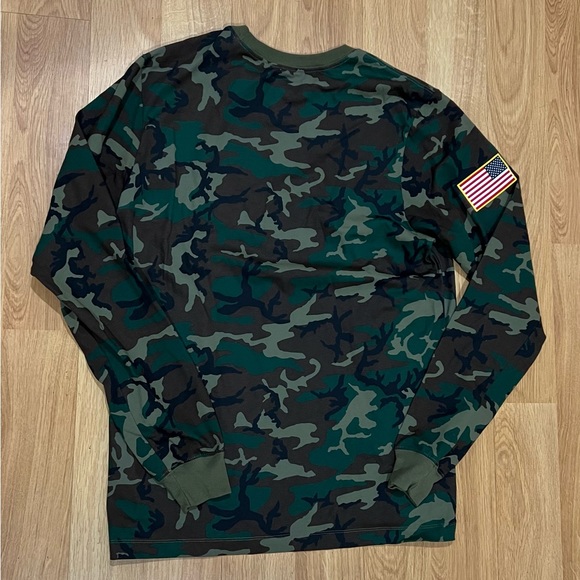 Nike Ohio St Buckeyes Camo Long Sleeve Tee - Picture 2 of 4